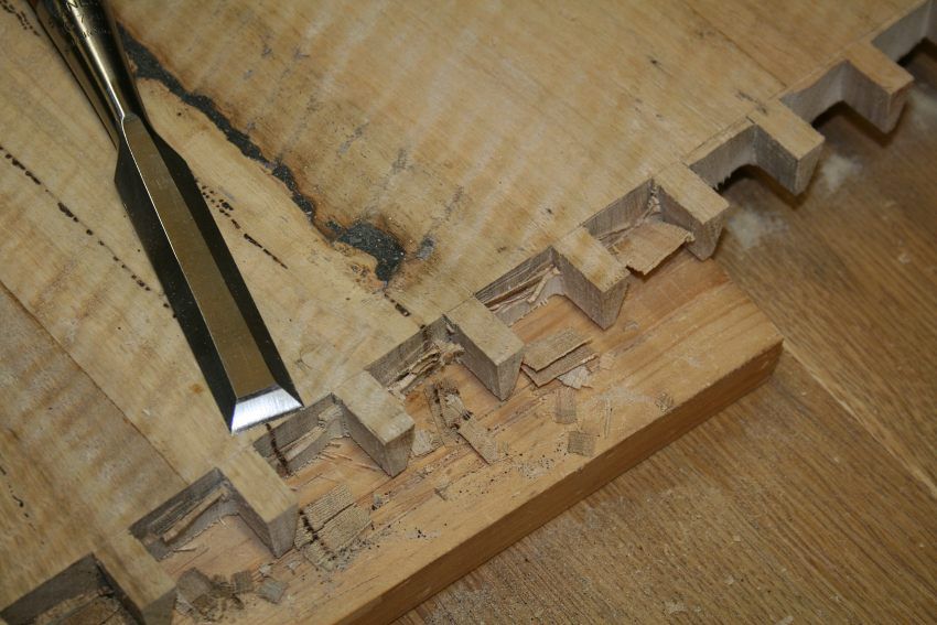 Comparing chisel steels